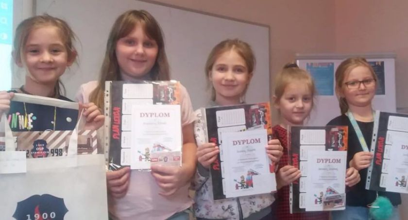 Nagrody w końcu trafiły do laureatów konkursu - opóźnienie przez koronawirusa