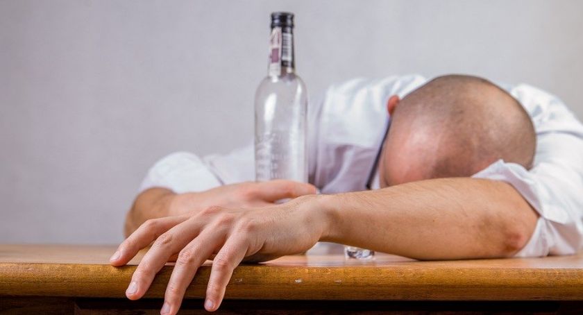 Policja zlikwidowała nielegalną rozlewnię alkoholu