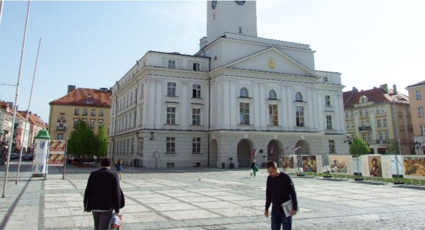 Znów zryją Główny Rynek, będzie nowa płyta