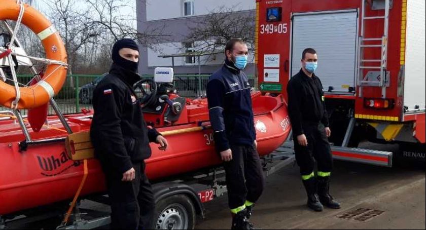 Co znaleźli sprzątając jezioro Grona? 