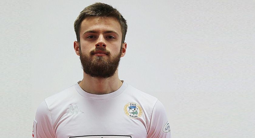 Z angielskiego Fleetwood Town do Kalisza. Kolejny bramkarz w kadrze KKS
