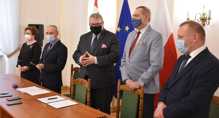 Powiat Kaliski otrzymał dofinansowanie z UE. To ponad 210 tysięcy złotych na komputery dla Zespołu Szkół w Liskowie