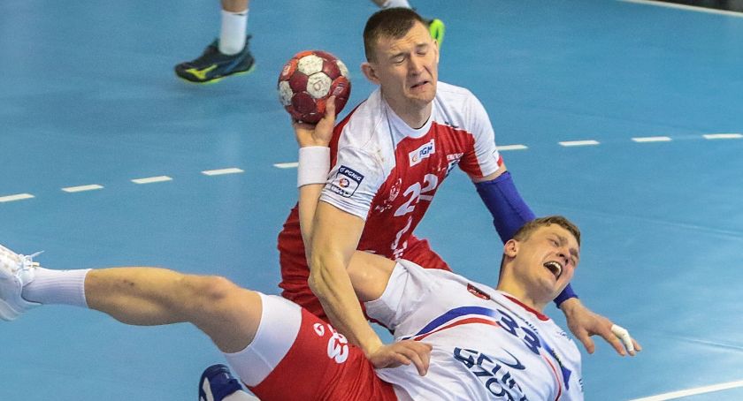 Bezradni i rozbici w Puławach. Wysoka porażka piłkarzy ręcznych Energi MKS Kalisz