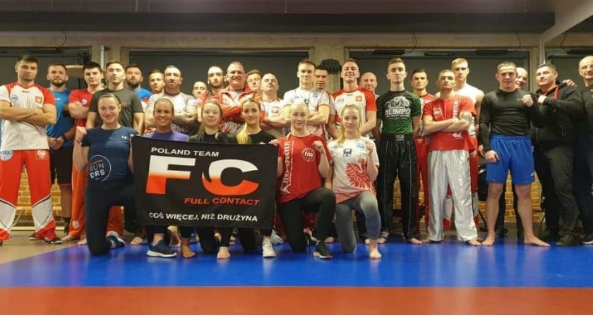 Troje kadrowiczów z Prosny Kalisz. Zmiana terminu mistrzostw kraju w kickboxingu