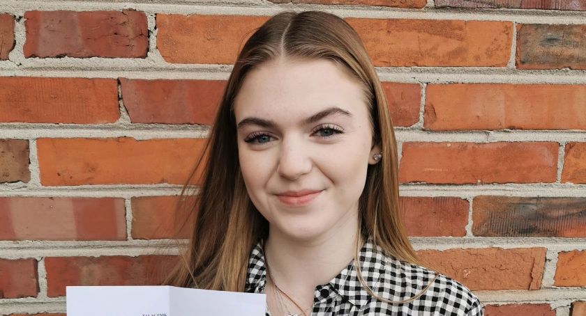 Larissa laureatką 44. Olimpiady Języka Niemieckiego – sukces uczennicy  kaliskiego Asnyka