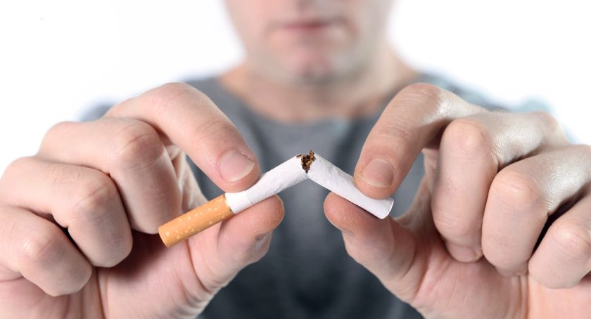 Jak zadbać o zdrowie w dobie pandemii? Postaw na sport, dietę, kontrolę cukru i ciśnienia oraz rzuć palenie!