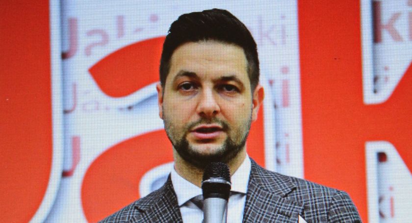 Segregacja sanitarna staje się faktem! Europarlament  popiera paszporty szczepionkowe