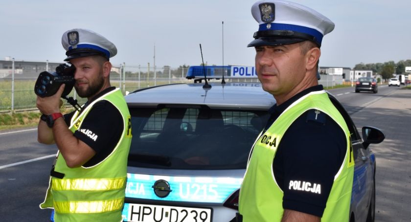 Motocyklowy pirat bez uprawnień