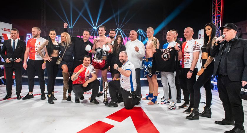 Zwycięskie walki Kruk Gym na ringu w Pleszewie - ZDJĘCIA