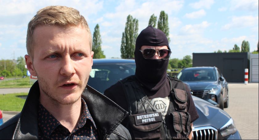 Tragikomedie na kilku kaliskich cmentarzach