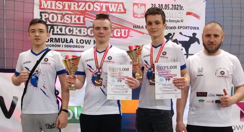 Low kick po kalisku. Medale dla trzech kaliskich klubów w Mysłowicach