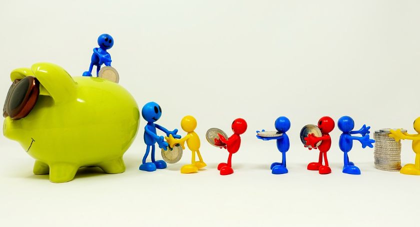 Oszczędzanie pieniędzy za pomocą aplikacji - jakie wybrać?