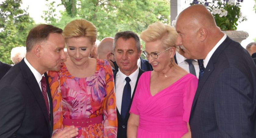 Anna i Stanisław Lesień z Czajkowa w Ogrodach Pałacu Prezydenckiego