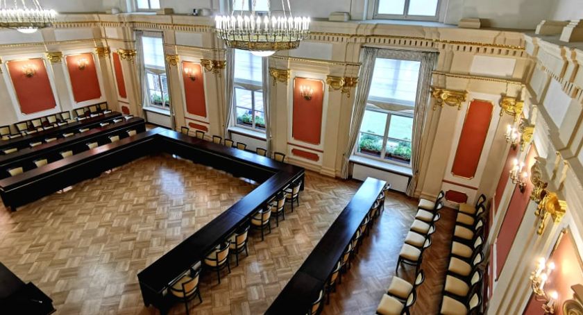 Sala Recepcyjna w ratuszu po remoncie jest jak nowa (ZDJĘCIA)