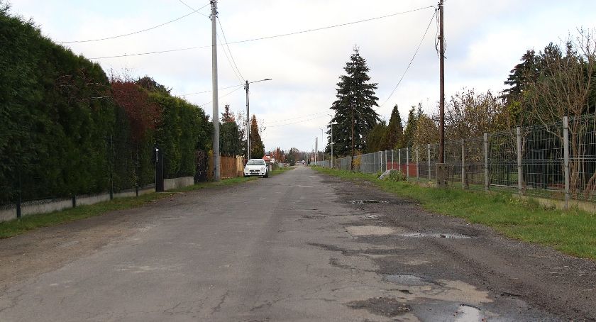 Zaczyna się budowa ul. Dębowej. Będą utrudnienia w ruchu.
