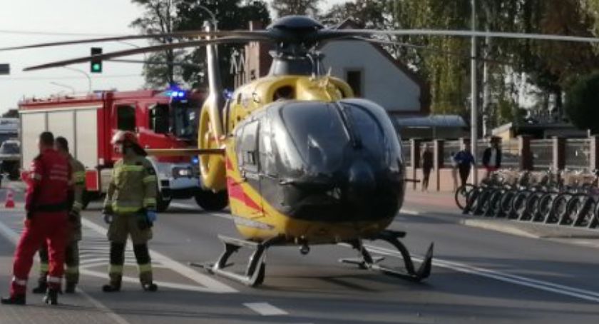 Łódzka zablokowana po zderzeniu. Wezwano  śmigłowiec 