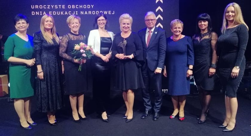 SP w Moskurni laureatem a kaliski Asnyk wyróżniony w konkursie „Wielkopolska Szkoła Roku”. Beata Górecka, nauczyciel Kopernika laureatem konkursu Wielkopolski Nauczyciel Roku 2021