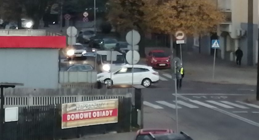 Pieszy potrącony na pasach na ul. Legionów