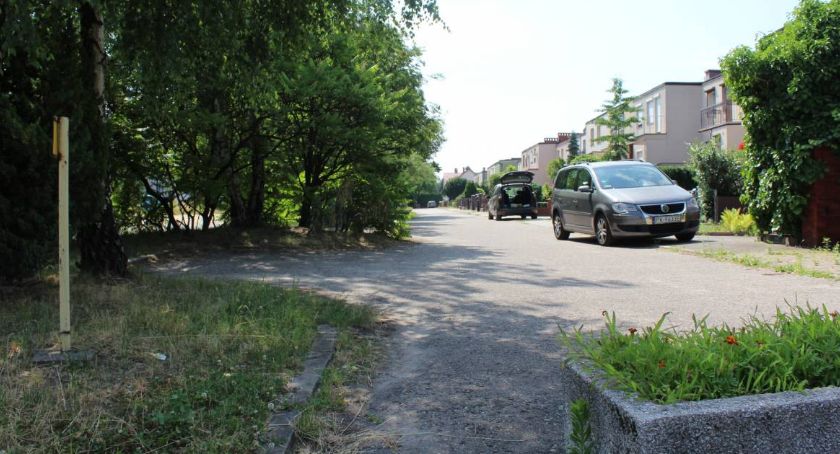Mieszkańcy ul. Tatrzańskiej boją się jej przebudowy