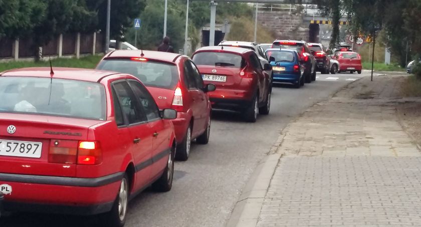 Dlaczego Kalisz stoi w korkach?