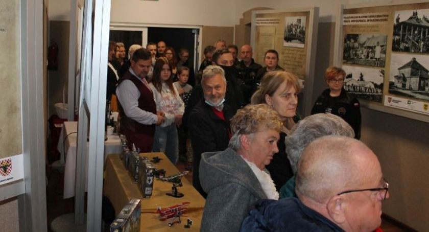 Nocne zwiedzanie Regionalnej Izby Pamięci Gminy Lisków