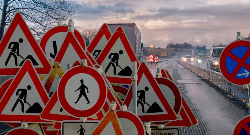 Mazurska, Wyszyńskiego i Szlak Bursztynowy. Miasto podpisało umowy na budowę dróg.