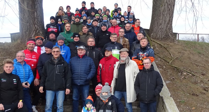 Piłka nożna w kolarskim stylu