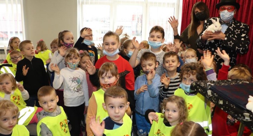 Pokaz iluzji i balonowe show – czyli ferie w gminie Blizanów