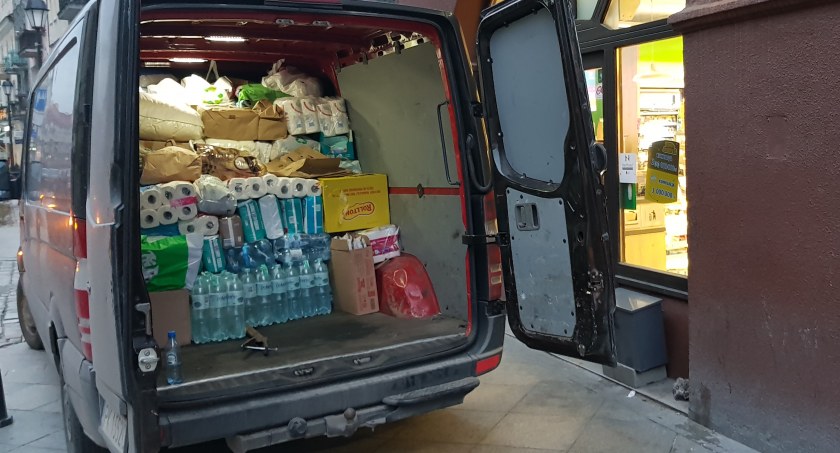 Pierwszy kaliski transport darów dla Ukraińców