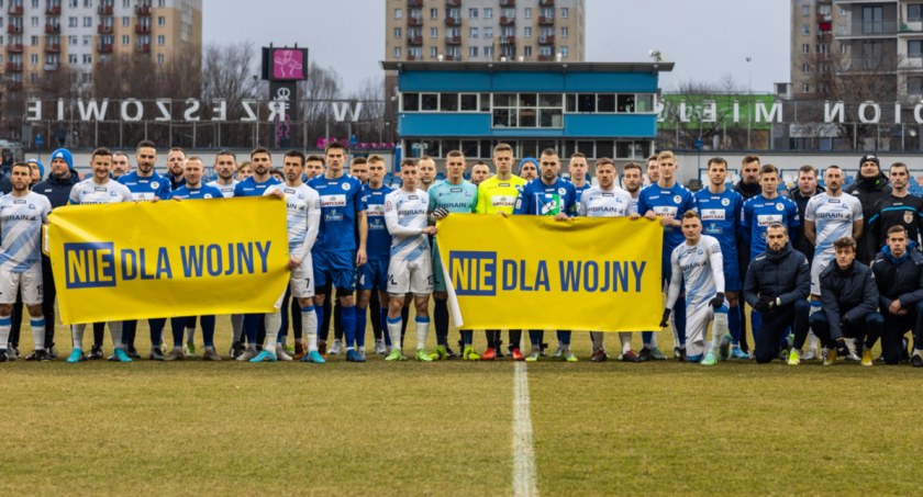 Trzy gole nie wystarczyły. KKS uległ liderowi eWinner II ligi
