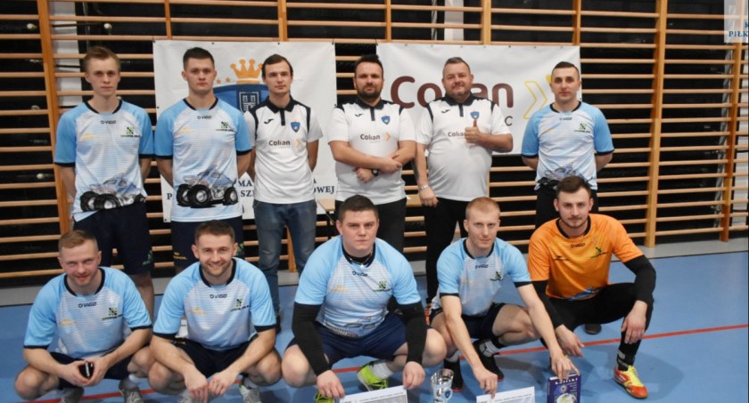 Zimowy triumf FC Kawęczyn w futsalowym Grand Prix