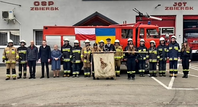 Strażacy ze Zbierska podarowali samochód gaśniczy druhom z Ukrainy