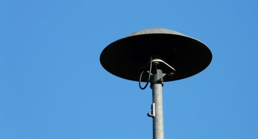 Jeśli zawyją syreny – alarm pożarowy czy... lotniczy?