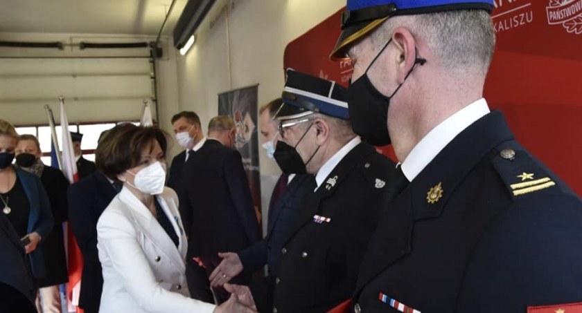 Jednostki OSP Kalisz – Dobrzec, Zbiersk i Kamień otrzymały promesy na zakup  nowych wozów strażackich 