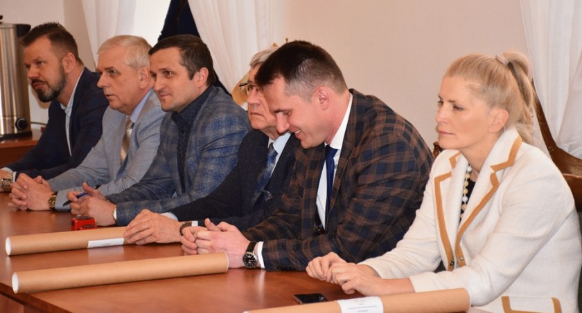 Rzeka pieniędzy dla gmin powiatu kaliskiego