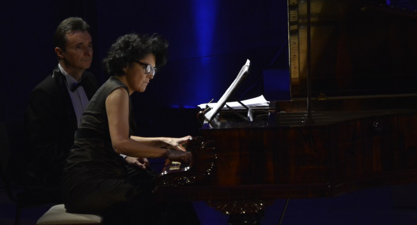 Otwarty koncert fortepianowy i aukcja prac plastycznych 