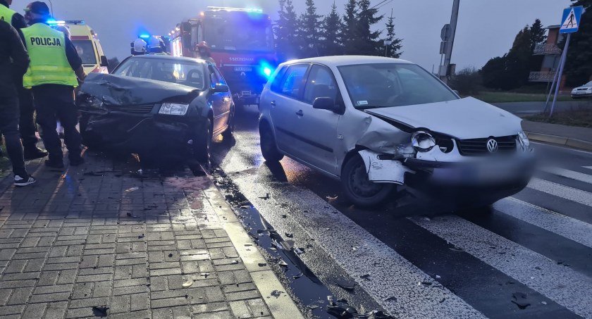 Zderzenie w Skarszewie. 63-latka wymusiła pierwszeństwo przejazdu