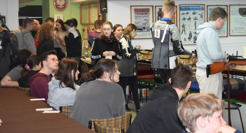 Szkolne strzelanie o mistrzostwo Kalisza