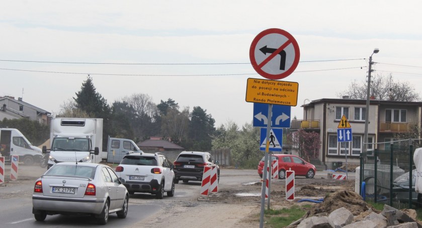 Znów postoimy  w korkach?