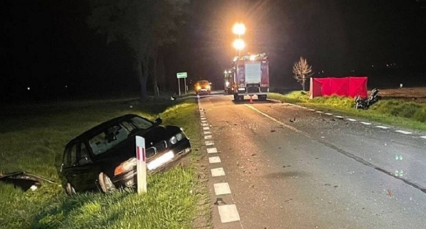 Zderzenie dwóch samochodów i motocykla. Nie żyje 53-letni, emerytowany policjant kaliskiej komendy