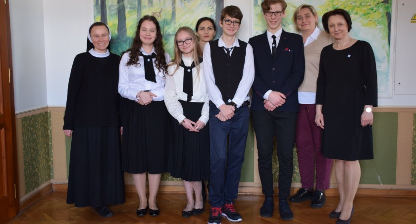 „Wysyp” laureatów - czyli o sukcesach uczniów kaliskich Nazaretanek