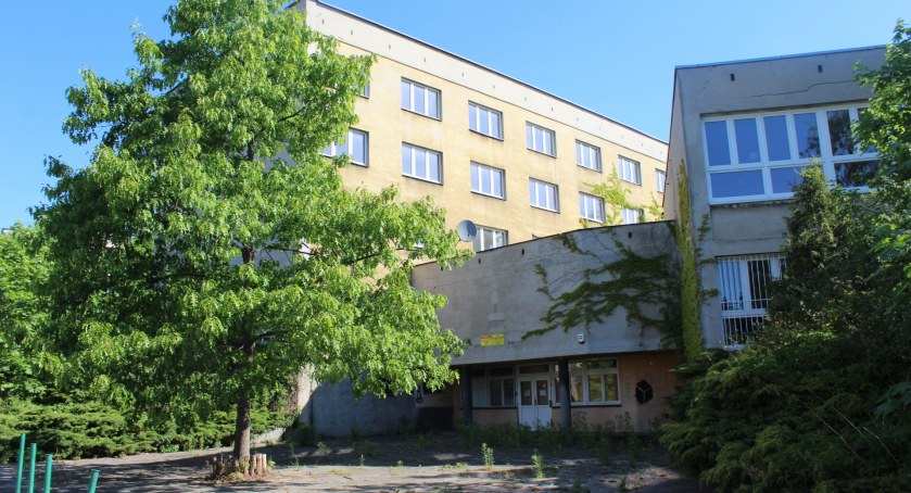Już wiadomo co stanie się z byłym cmentarzem żydowskim przy Nowym Świecie