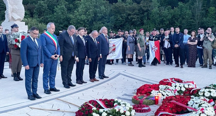 Pojechali oddać cześć wielkopolskim bohaterom walk o Monte Cassino