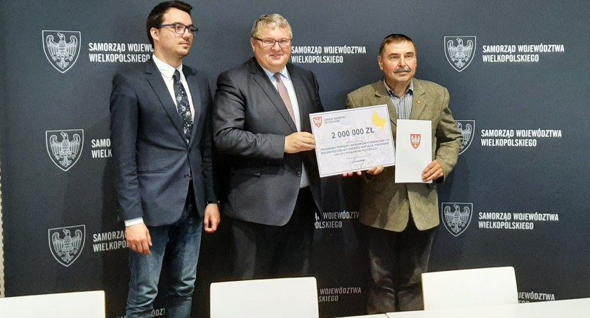 Urząd Marszałkowski na ratunek pszczołom