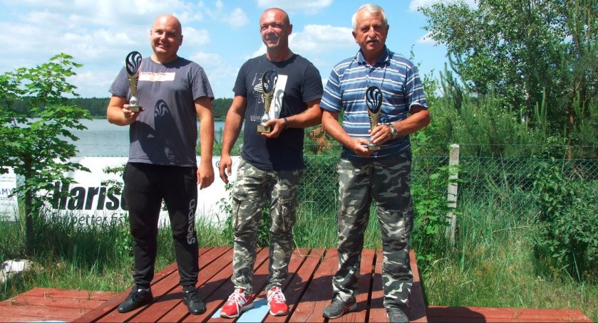 Trzy epizody w poszukiwaniu ryb