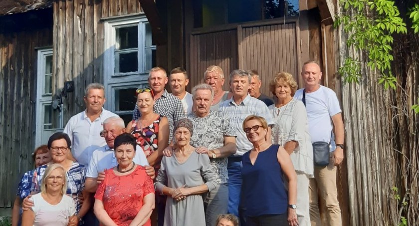 W Pieczyskach grochówka  i kapuśniak z kuchni polowej