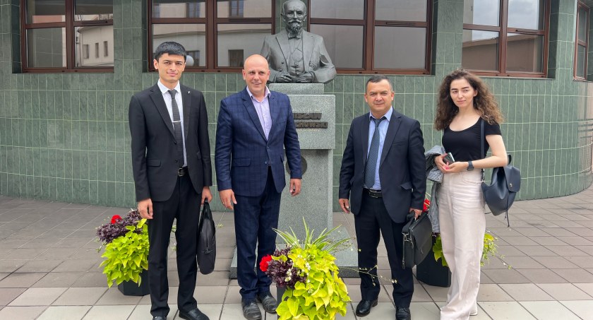 Naukowcy z Uzbekistanu w Akademii Kaliskiej