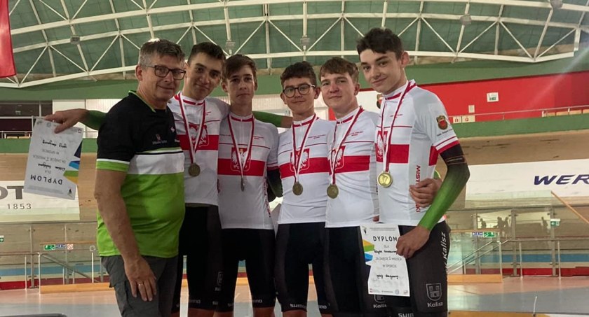 Popisy kolarzy KTK Kalisz w Pruszkowie