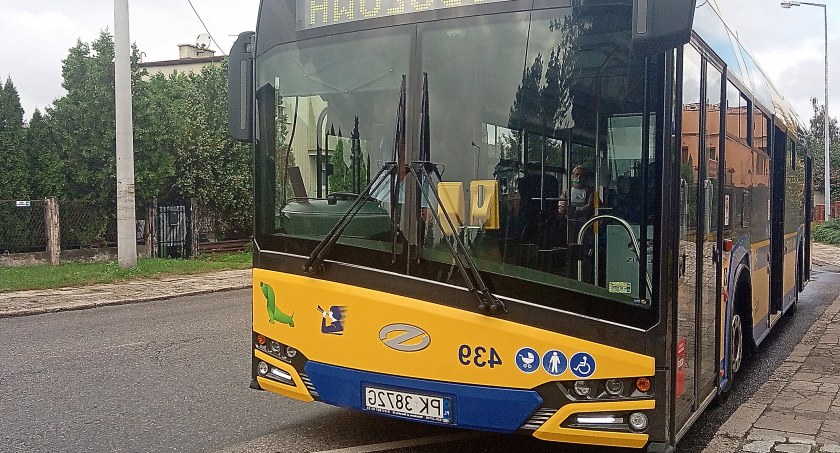 Zmiany w kursowaniu autobusów