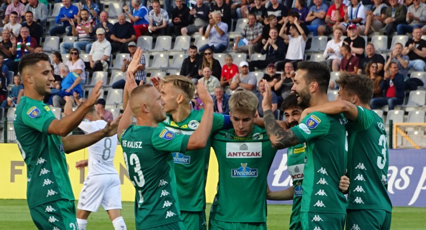 Sensacja na Stadionie Miejskim. KKS Kalisz wyeliminował Widzew Łódź z Pucharu Polski - ZDJĘCIA